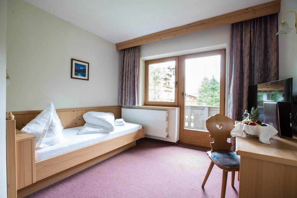 Hotel Hoehlenstein Tux Zewnętrze zdjęcie